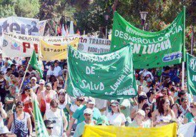 La CTA march� por un salario m�nimo de 10 mil pesos 