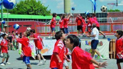Avellaneda: arranca la temporada de la Colonia Municipal 2014