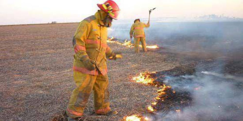 Los incendios devastaron 17 mil hect�reas en La Pampa