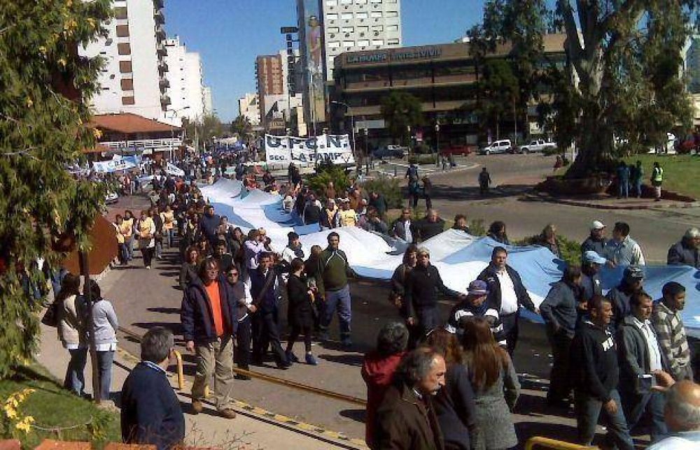 ATE La Pampa adhiere al reclamo nacional