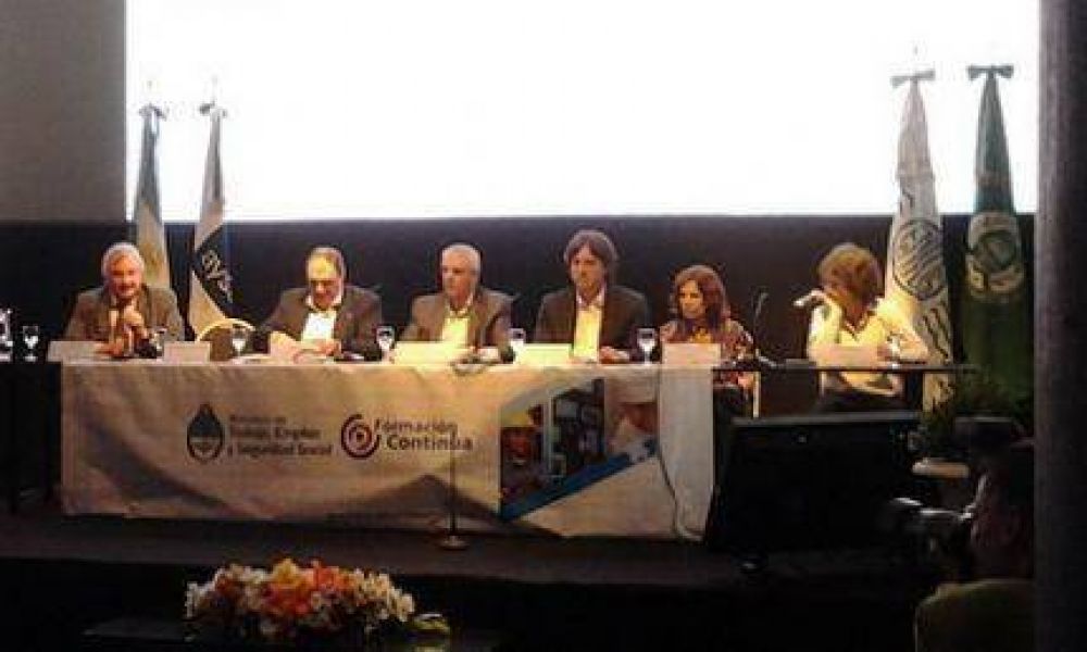 Dell Olio expuso la experiencia en el IV Encuentro del Consejo Sectorial
