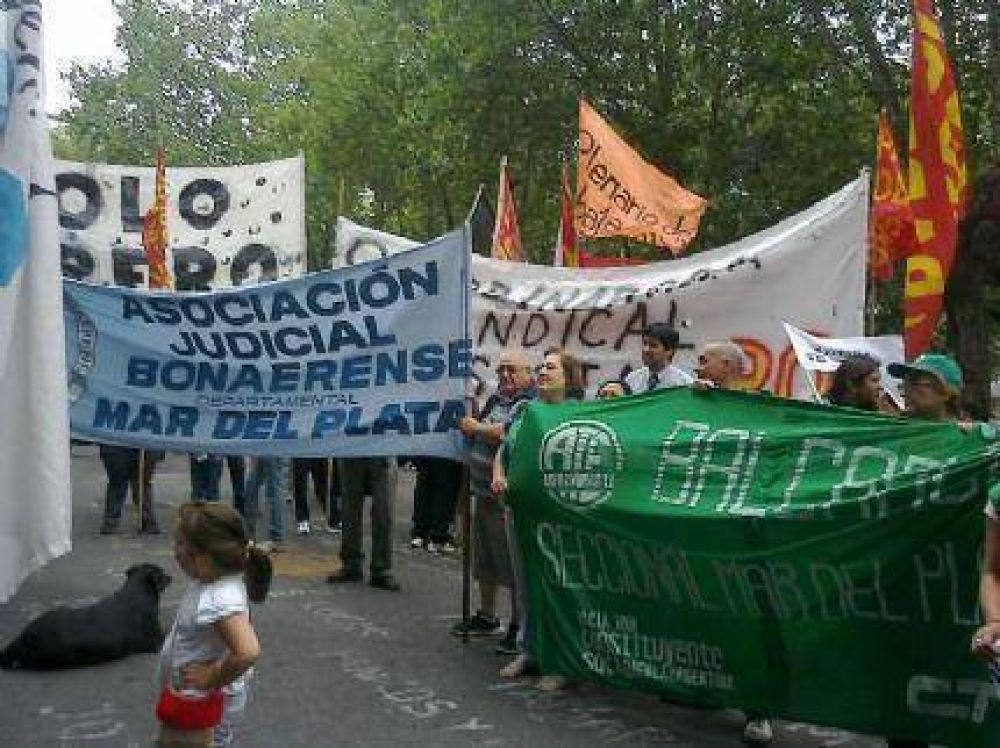 A 12 a�os del 19 y 20: la CTA local moviliz� contra el ajuste