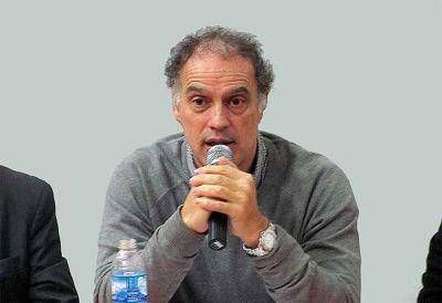 �Es un absurdo y un claro aprovechamiento pol�tico que Macri quiera imponer por ley la compra de grupos electr�gnos"