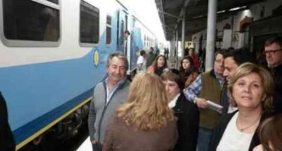 Piden por la restituci�n urgente del servicio de tren Once-Bragado