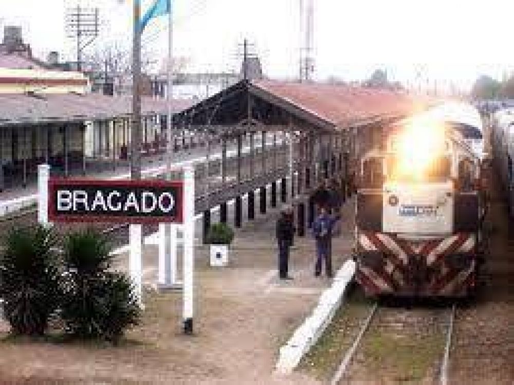 Este viernes vuelve el servicio de trenes de Ferrobaires