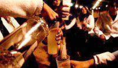 Defensor del Pueblo present� datos estad�sticos sobre consumo de alcohol en adolescentes