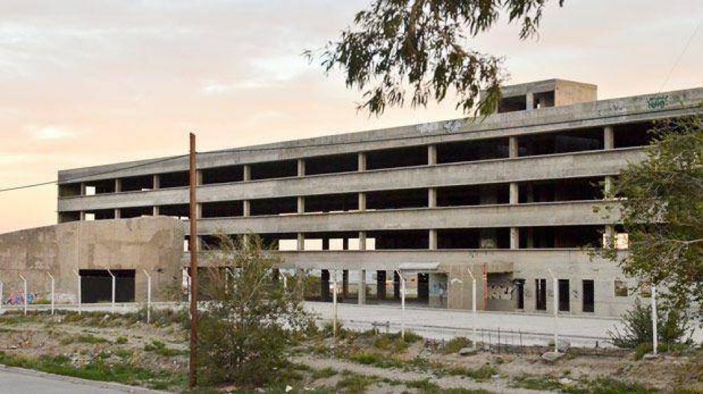 El Gobierno anunci� 2.700 millones de pesos en obras para todo Chubut
