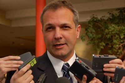 �M�s agentes de polic�a podr�n patrullar las calles�
