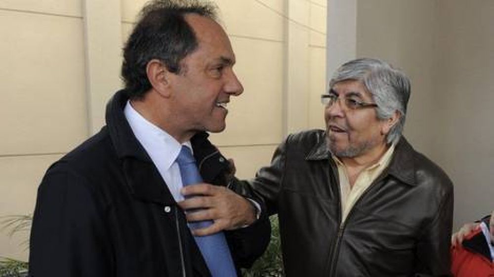 Scioli y Moyano se reunieron en secreto