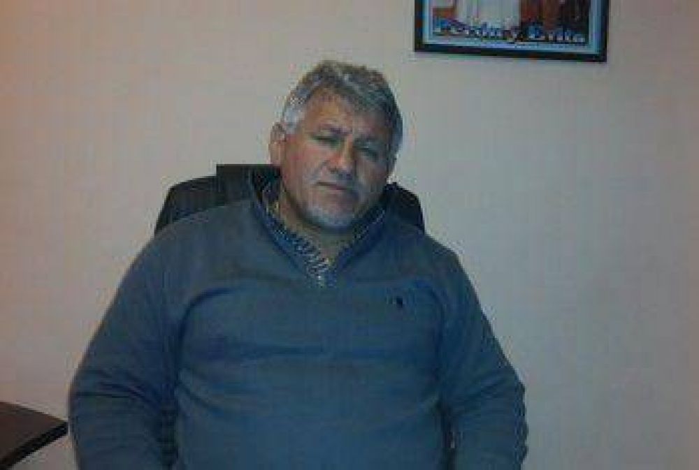 En un robo golpean brutalmente a taxista y no descartan hacer un paro