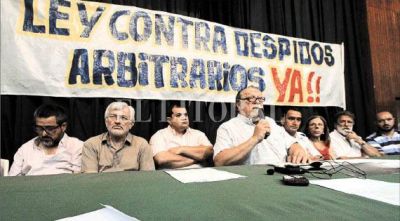 El Sadop cosech� amplio apoyo contra los despidos