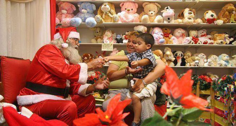 Compras navideas: peatonalizan un sector de Mendoza y Salta
