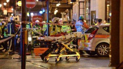 Hay 81 heridos por la ca�da del techo de un teatro en Londres