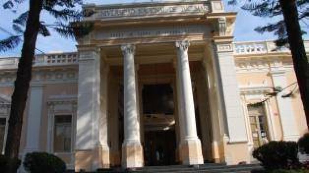 Se sacudi� el tablero electoral de la UNT