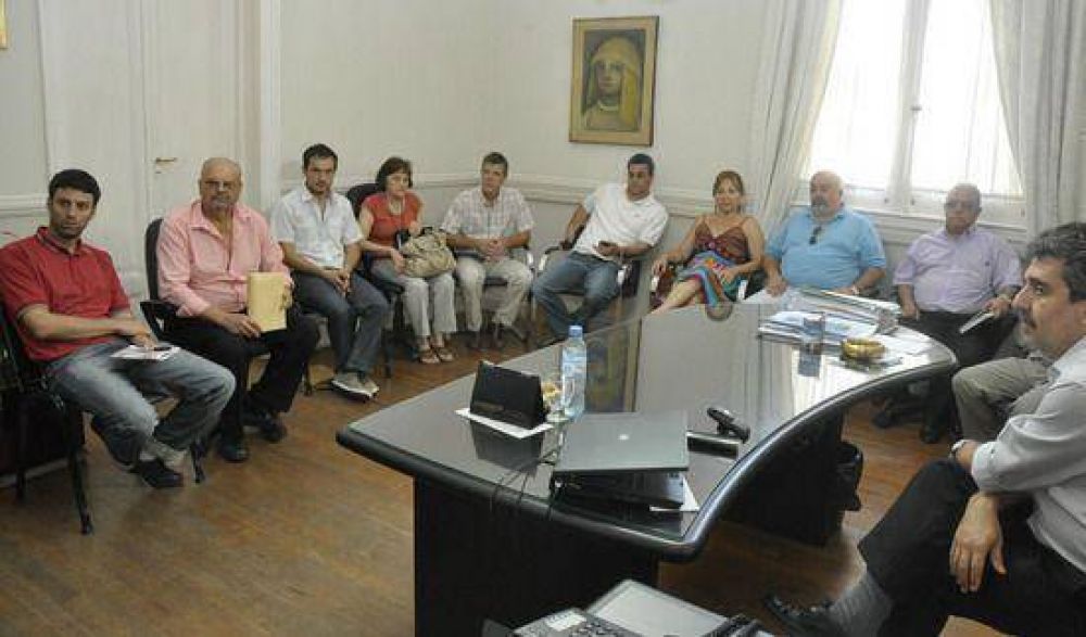 Importante reuni�n entre Municipio, Fuerzas de Seguridad, Concejales e Instituciones para coordinar acciones  