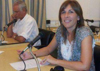 HCD Sarmiento: Asumi� Sandra Pujol	