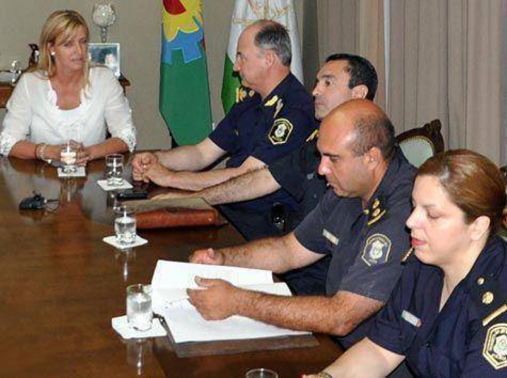 Anunciaron un plan para prevenir saqueos y disturbios en Ca�uelas