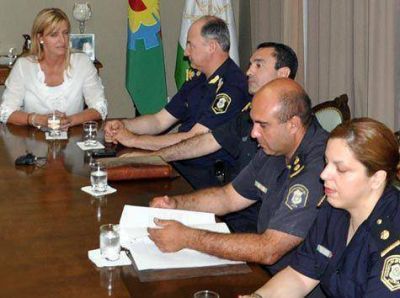 Anunciaron un plan para prevenir saqueos y disturbios en Ca�uelas