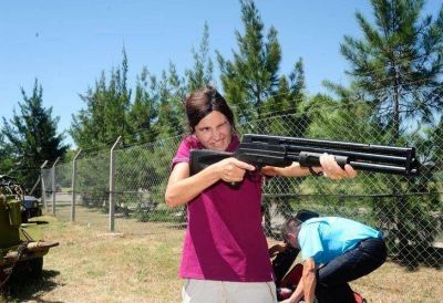 Toman cursos de tiro en los countries por temor a los saqueos