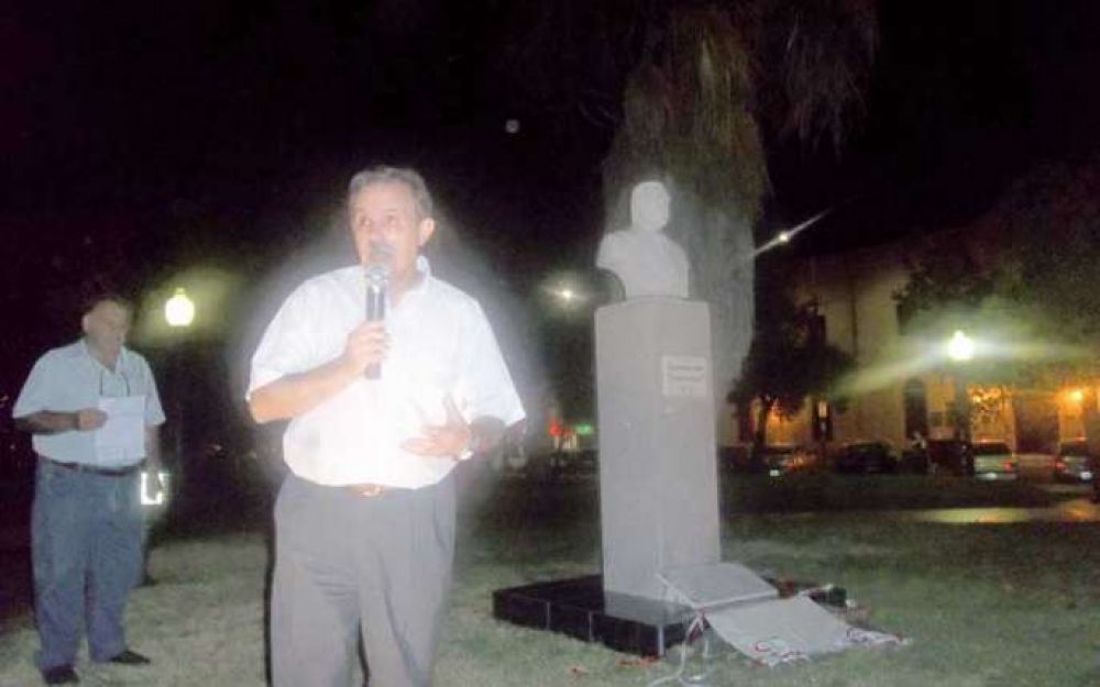 Dirigentes recordaron la figura de Ra�l Alfons�n