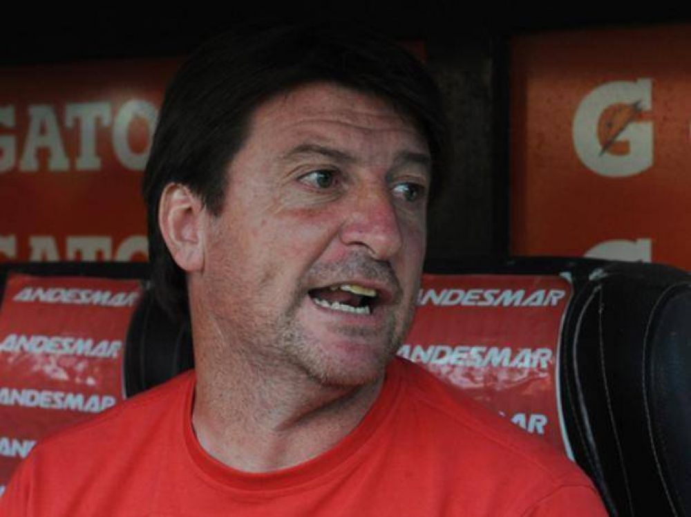 El primer torneo de Berti como DT en Newell's dej� mucha tela para cortar