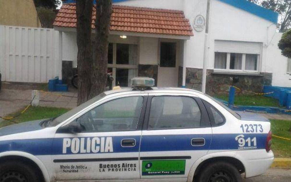 Apu�al� a su pareja delante de su hijo: la mujer est� grave
