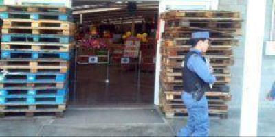 Comercios refuerzan sus sistemas de seguridad