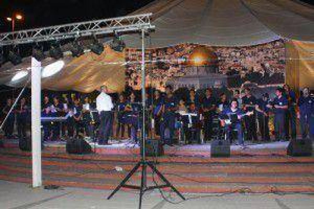 Cantata navide�a en la Cruz del Norte