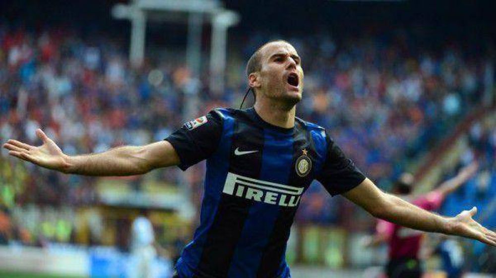 El Inter se qued� con el cl�sico por un taco de Palacio