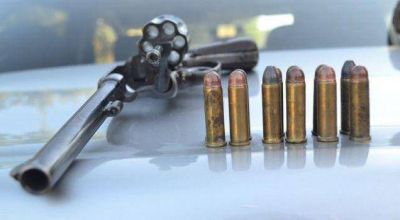 Lo detuvieron con un 38 en la cintura