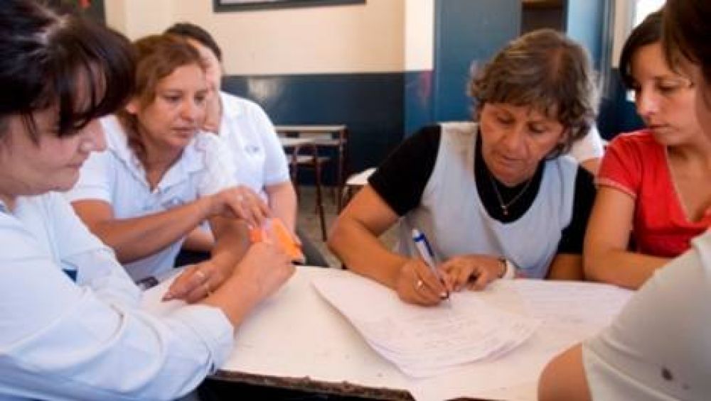 Abusos, suicidio y bullying, los dramas m�s frecuentes en la escuela