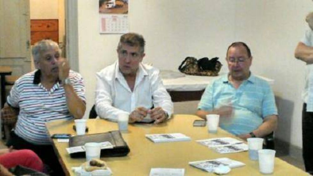 PALLARES INAUGURO LA CASA POLITICA DE LA AGRUPACION �LA MANUEL QUINDIMIL�