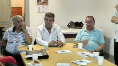 PALLARES INAUGURO LA CASA POLITICA DE LA AGRUPACION �LA MANUEL QUINDIMIL�