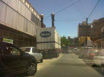 Poca luz, mucha basura. Algo de pol�tica local, y la seguridad