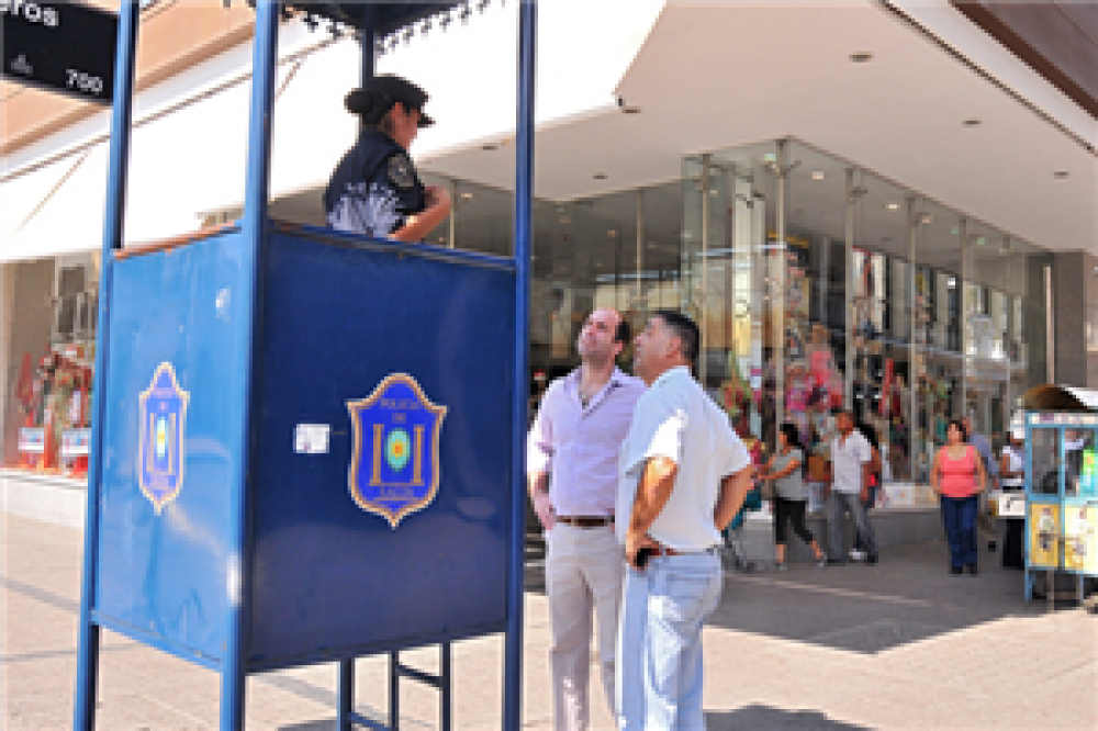 El ministro de Seguridad recorri hoy el micro y macrocentro de Salta