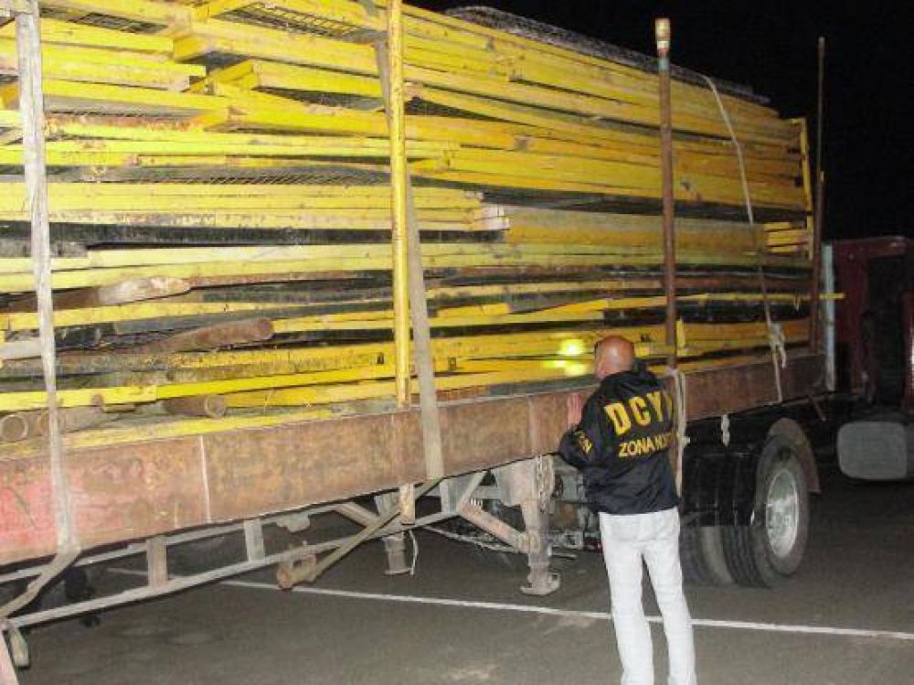 En zona norte se secuestraron estructuras met�licas de procedencia dudosa