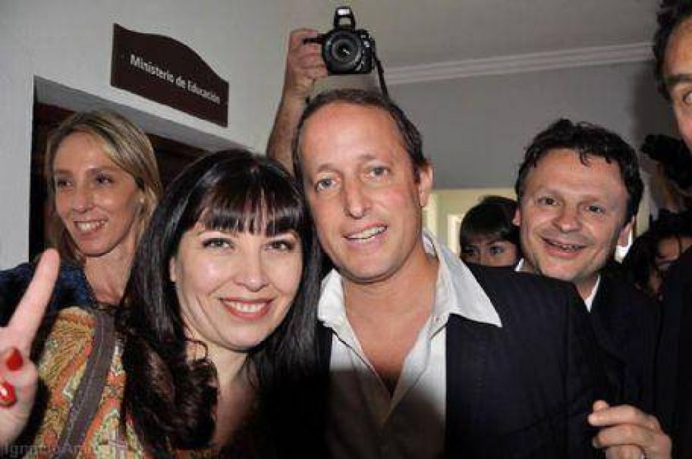 Sabrina Rodriguez: "El peronismo jam�s abandona un barco en dificultades, seguiremos apoyando este proyecto"