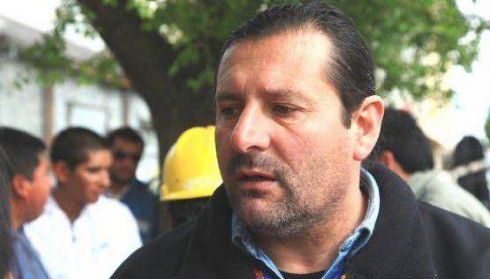 Naci�n, provincia y el sector privado subsidian a m�s de 500 obreros de la UOCRA