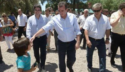 P�rez puso en funcionamiento la Bodega de los Contratistas y productores recibir�n $44 millones