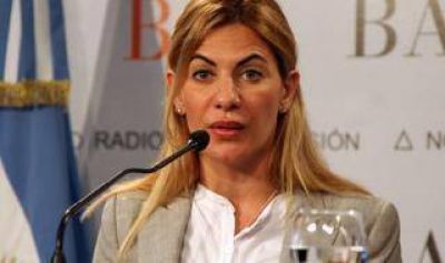  Nora De Luc�a defendi� la educaci�n p�blica contra los que "cuestionan su calidad"