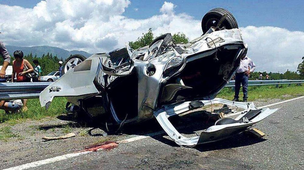 Diez heridos en dos accidentes en Los Nogales