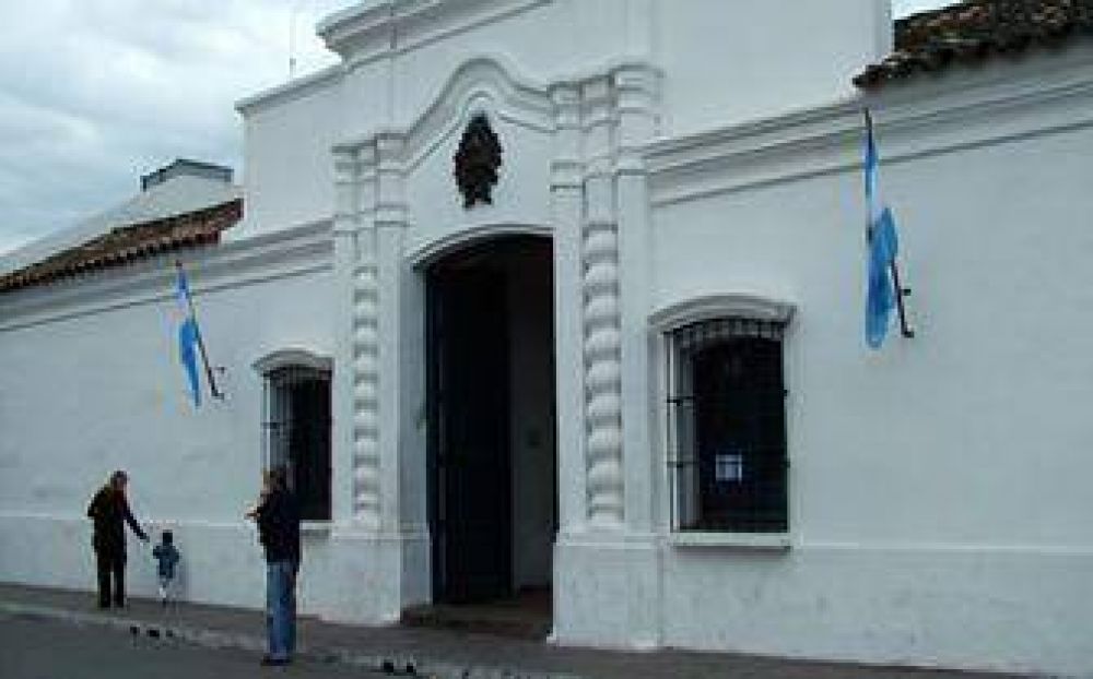 Turismo: Cerca de un mill�n de personas visitaron Tucum�n