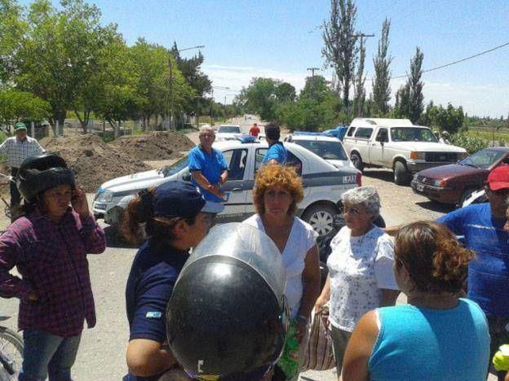 Vecinos de Pocito levantaron el corte que hab�an iniciado en la ma�ana