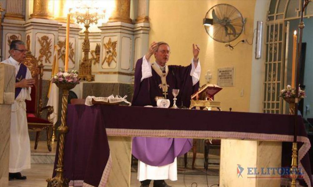 En su mensaje navide�o el Arzobispo pidi� por �el encuentro y el di�logo�