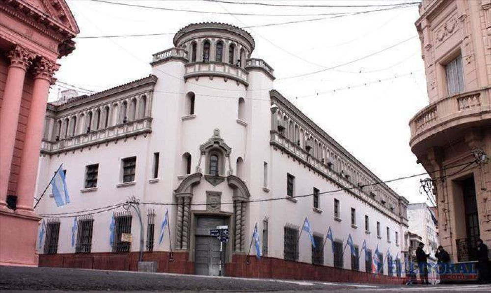 En los �ltimos 10 a�os Corrientes le cedi� a la Naci�n $16 mil millones