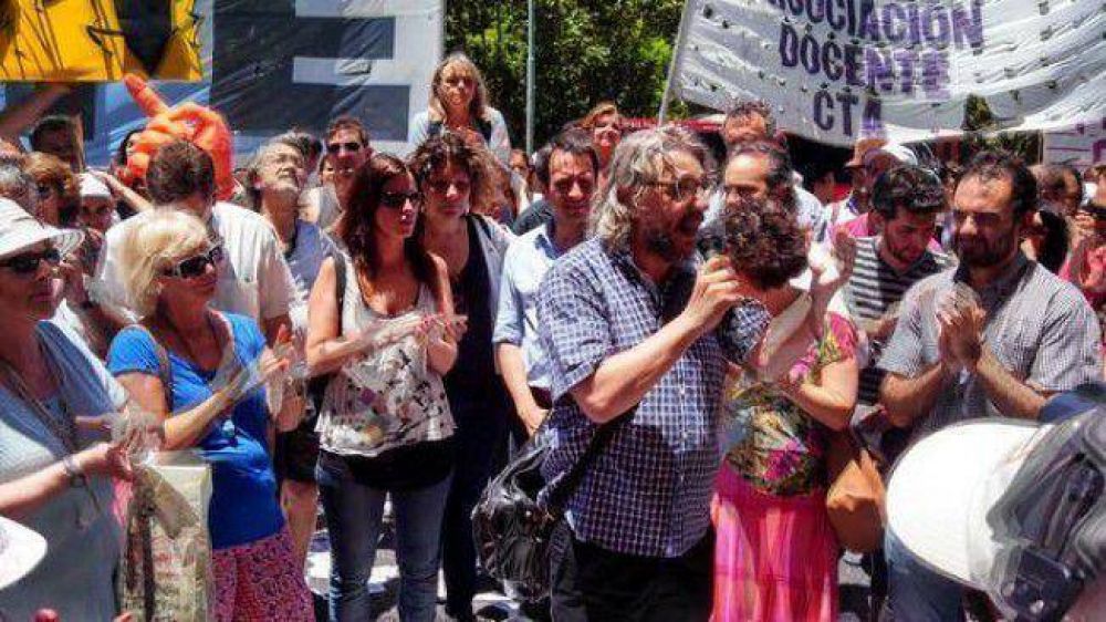 Una marcha contra el macrismo por despedir a un director de orquestas juveniles