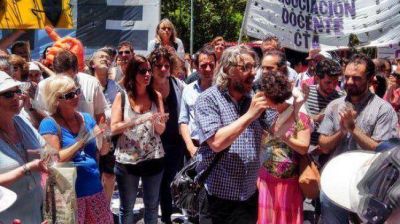 Una marcha contra el macrismo por despedir a un director de orquestas juveniles