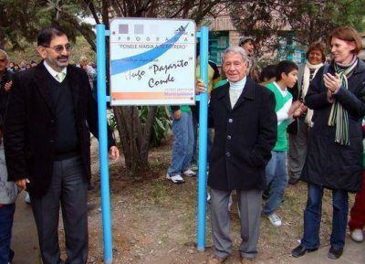 Municipio y ADIDAS inauguraron cancha de futbol sint�tica "Hugo Conde" 