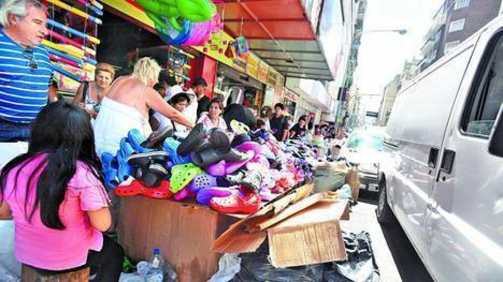 Ya hay casi un puesto ilegal por cada comercio establecido
