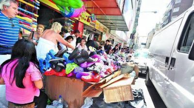 Ya hay casi un puesto ilegal por cada comercio establecido